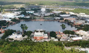 18-20 Minutes (31 Miles) - Once you take off you will go over Seaworld, Aquatica , Orlando Eye, Universal Studios, Island of Adventures, Volcano Bay and on the return leg will be going over Disney Springs, Typhoon Lagoon, Epcot, Hollywood Studios, ESPN Sports Complex Old Town and Fun Spot Kissimmee. You may also catch a glimpse of Magic Kingdom, Animal Kingdom, Blizzard beach, Universal’s new third theme park!