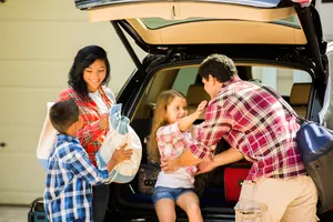 GettyImages-Family-SUV-2_E3431864-D121-46F2-8244317365A12306.jpg