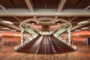Grand Staircase - Della Phillips Lobby - Dr. Phillips Center