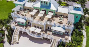 The expansive views of the resort and water park make our terrace a unique event space. This outdoor, rooftop venue is perfect for enjoying the beautiful Central Florida weather. It accommodates 50 guests. Food and beverage services can be provided through our catering team.