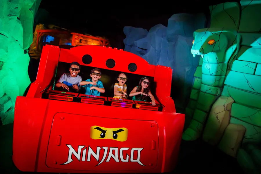 Become the Ninja by using your best ninja hand moves to defeat the baddies on LEGO(R) Ninjago The Ride.