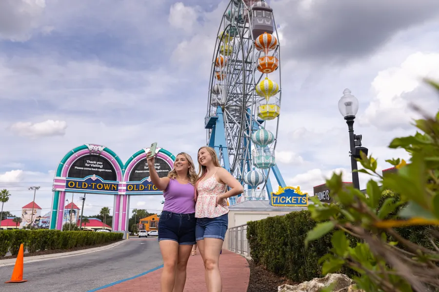 Old Town Ferris Wheel