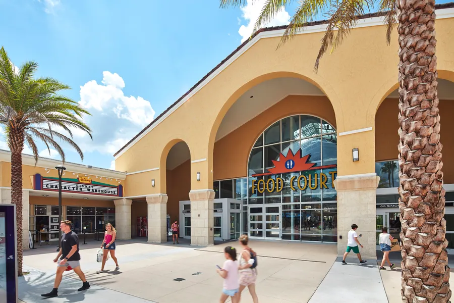 Orlando Vineland Food Court - Guest Services is located inside, this is where customers can go for their VIP Coupon Books, maps, and purchase giftcards.