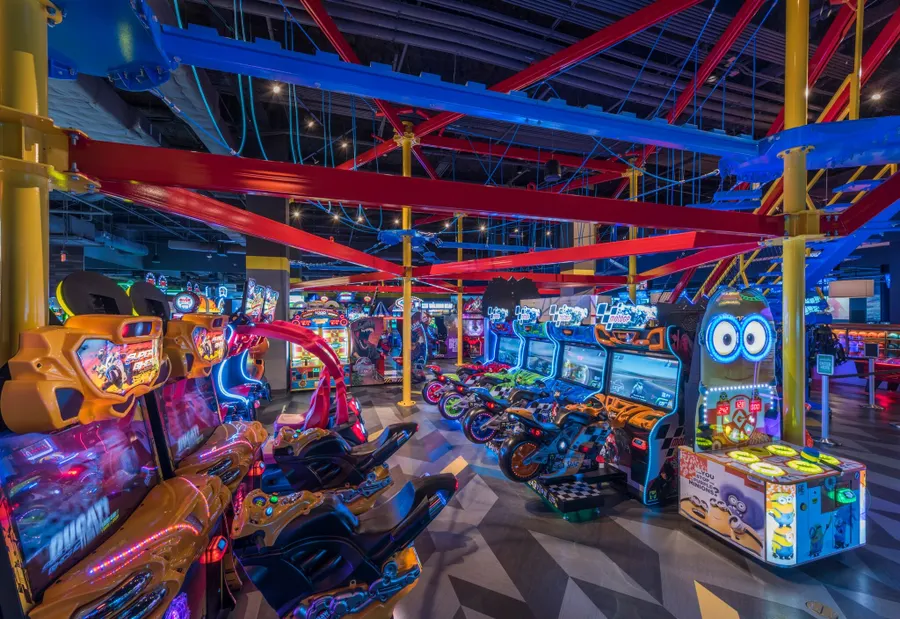 Arcade floor