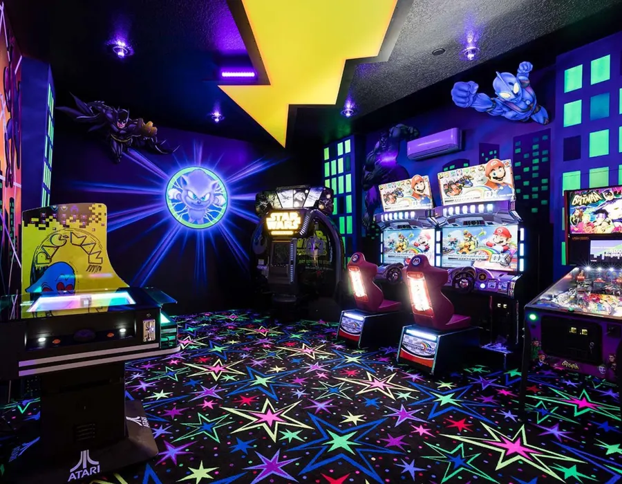 BD004J - Game Room