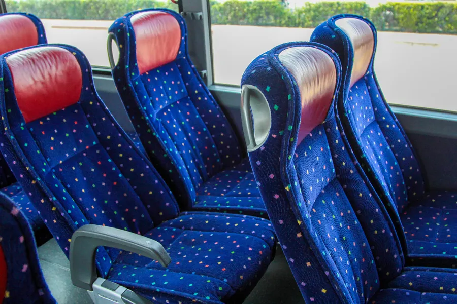 Charter buses in Kissimmee and Orlando