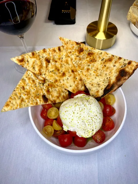 Burrata Caprese
