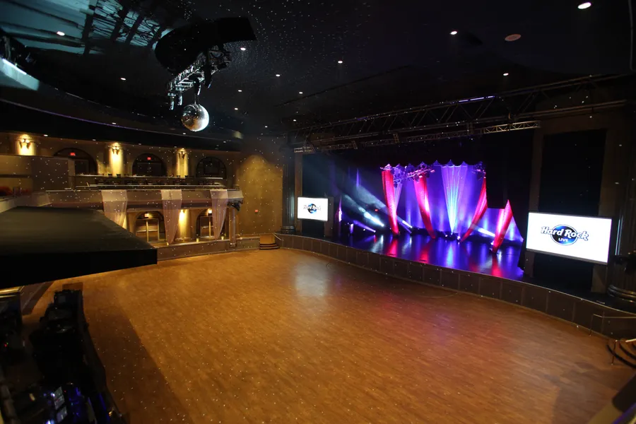 HRL Interior 2