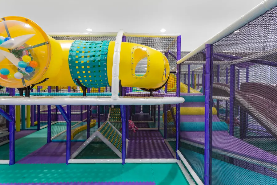 Kids indoor jungle gym