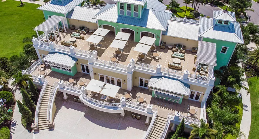 The expansive views of the resort and water park make our terrace a unique event space. This outdoor, rooftop venue is perfect for enjoying the beautiful Central Florida weather. It accommodates 50 guests. Food and beverage services can be provided through our catering team.