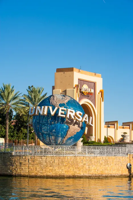 UOR Globe Arch