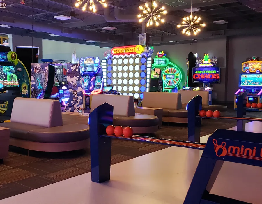 Mini Bowling