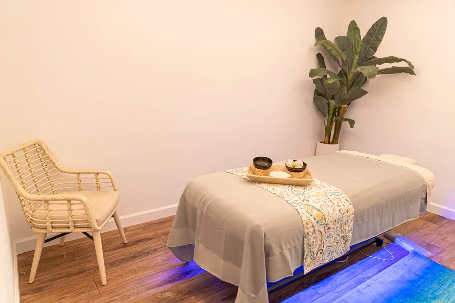 Massage bed